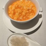 中国料理 星ヶ岡 - ツバメの巣と蟹の卵のスープ
