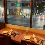 グルマンディーズ - 店内