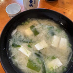 和風肴家 渡部 - たっぷり味噌汁