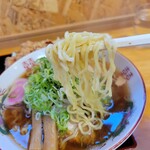 中華そば 幹 - 麺リフト