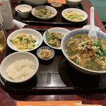 龍口酒家 - 日替わり麺セット