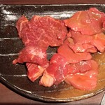 焼肉 坐旺 - 牛赤身盛り