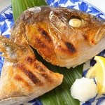 カンパチの大きなカマ焼き