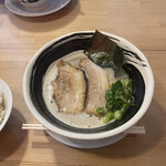 Noukou Nibo Shito Nkotsu Ramen Ishidateppei - 