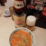 Choinomi Hidakaya - 瓶ビール、もつ煮込み