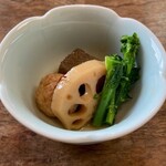 寿司割烹今井 - 食感、素材感がよい煮物