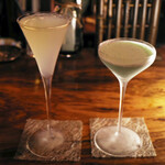 Bar Vanitas - ホワイトレディー(1200円・外税)とグラスホッパー(1200円・外税)