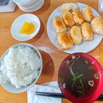 菊姫ぎょうざ - 料理写真:平日ランチ定食　850円　