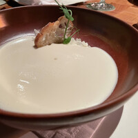 ザ タヴァン グリル＆ラウンジ - 