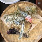 そば処 きむら - 季節の野菜と海老の天ぷら