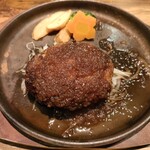 熟成肉と手作りソーセージの旨安ワイン酒場炭焼グリル　孫三郎 - 料理