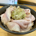 麺屋 しん蔵 - チャーシュー丼 300円