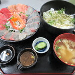 Ichiba Shokudou - 【海鮮丼　１３８０円】（味噌汁・漬物付）