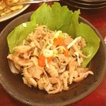 Shanhaitei - 鶏皮ポン酢。320円。