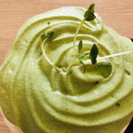 サカノウエカフェ - 見た目はごくごくシンプル、複雑に入り混じった不思議なお味！なんだけど、それでも食べ進めるとすべてが纏まってる感じ！なんかすごい氷だったー