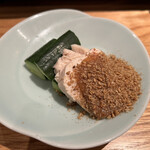 橙 - 鶏胸肉の低音調理(胡麻ソース和え)