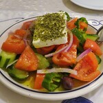 ギリシャ料理 taverna ミリュウ - ギリシャ田舎サラダ