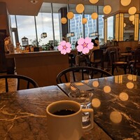 THE THEATRE TABLE - 落ち着いた雰囲気の店内