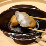 温石 - 平目を蓮根で包んで揚げたもの