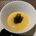 ビストロ ウエノ ニバンチョウ - かき卵にイクラとキャビアのせ