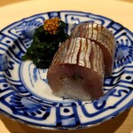 温石 - 鯵棒寿司とルッコラのお浸し