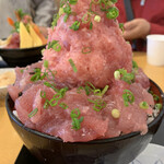 まぐろ専門店 まぐろの高木 - 中トロ好き身中落ち丼難攻不落ご飯大盛り