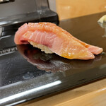 鮨屋 とんぼ - 天然ぶり