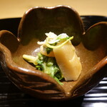 富小路 やま岸 - 平貝、てっぴ、セリ