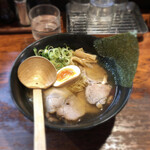 Ramen Hongoutei - 中華そば(並)チャーシュー3枚 850円込み