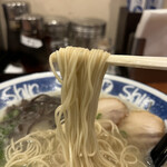 博多らーめん ShinShin - 麺