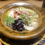 富小路 やま岸 - ほたるいかと春野菜のすっぽん出汁の鍋