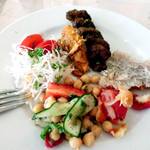 イラン・アラブ料理 アラジン - チャンプルー的に盛り付けてみる