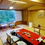 Hoterunimitoya - 泊まった部屋。窓からの緑がまぶしい！