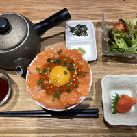 Seafood bar Ermitage 横浜鶴屋町店 - 