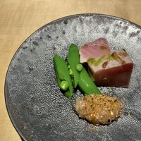 TTOAHISU - 