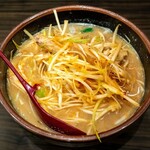 Menba tadokoro shouten - 北海道味噌肉ネギラーメン