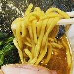 豚骨醤油ラーメン まじめ家 - 