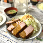 レストランばーく - ハムカツ定食¥1000、キャベツ大盛り¥100