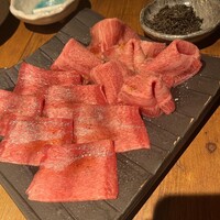和牛とタン 焼肉 とみ 新橋本店 - 