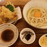 Udon Ya Tsunagu - とり天釜玉