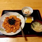 食堂 天龍 - チキンライス 580円