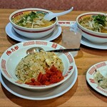 豚太郎 - 味噌ラーメン、塩ラーメン、焼飯、餃子