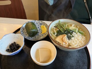 Miyamatei - うどん定食