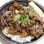 焼肉 たやま - 20230320牛カルビ丼・アップ