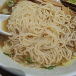 笹塚 大勝軒 - 麺の感じ。