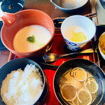 エクシブ湯河原離宮 - とろろ、アロエヨーグルト、ご飯（つや姫）お味噌汁