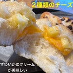 Blue Tree Cafe - 2種類のチーズとずわいガニクリームの組合せ