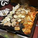 韓国料理 豚肉専門店 福ブタ屋 - 