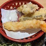 Kaitenzushi Sushimaru - すし丸ランチ御膳の天ぷら