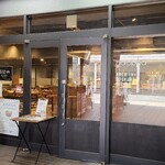 エリア イン フシミチョウ - JR福山駅から徒歩1分の「AREA INN FUSHIMICHO(エリア イン フシミチョウ)」
            2018年開業、運営は株式会社 フューレック【1897年創業、1947年設立、代表取締役:藤本慎介氏】